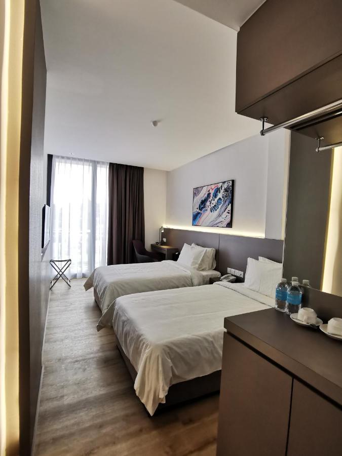 Otel Hotel Sibu Kültér fotó