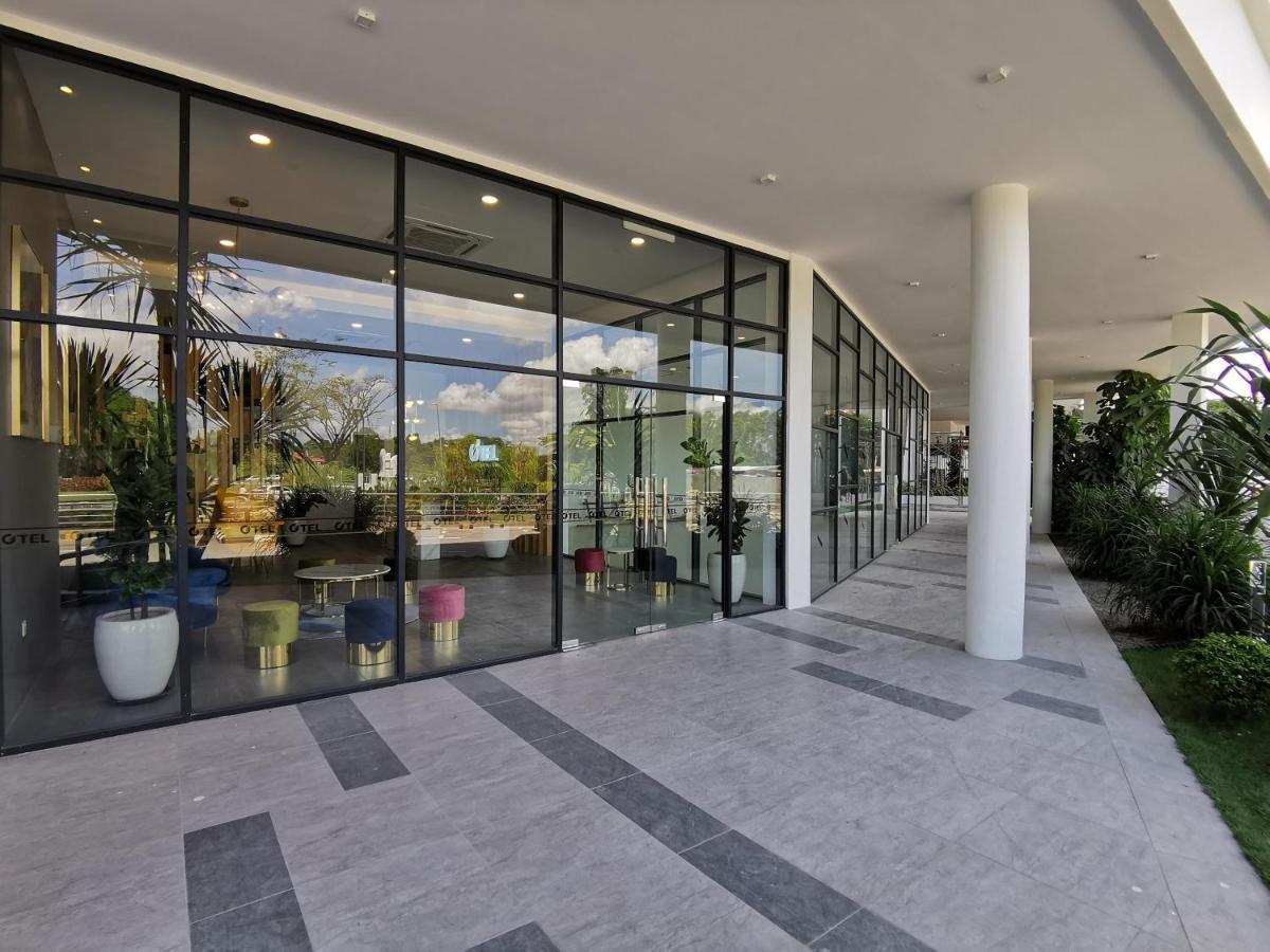 Otel Hotel Sibu Kültér fotó